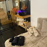 La Casa Di Zara *