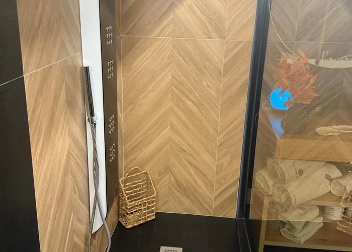 La Casa Di Zara * נאפולי